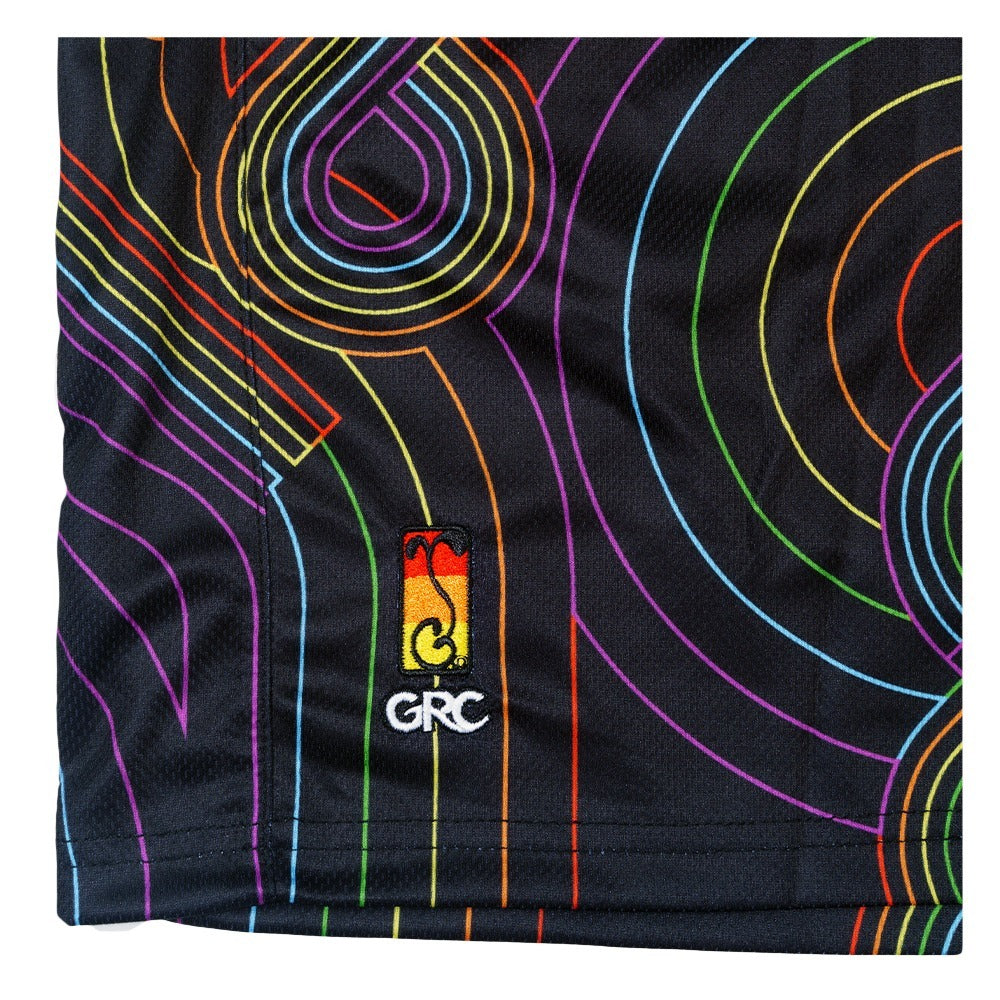 Pantalones cortos de malla arcoíris negros DSOTM V2 de Pink Floyd