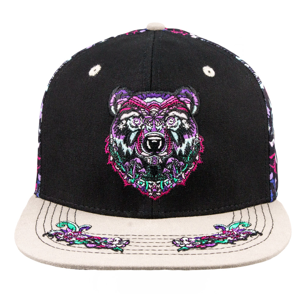Gorro ajustado con estampado floral de oso Paisley de Ellie