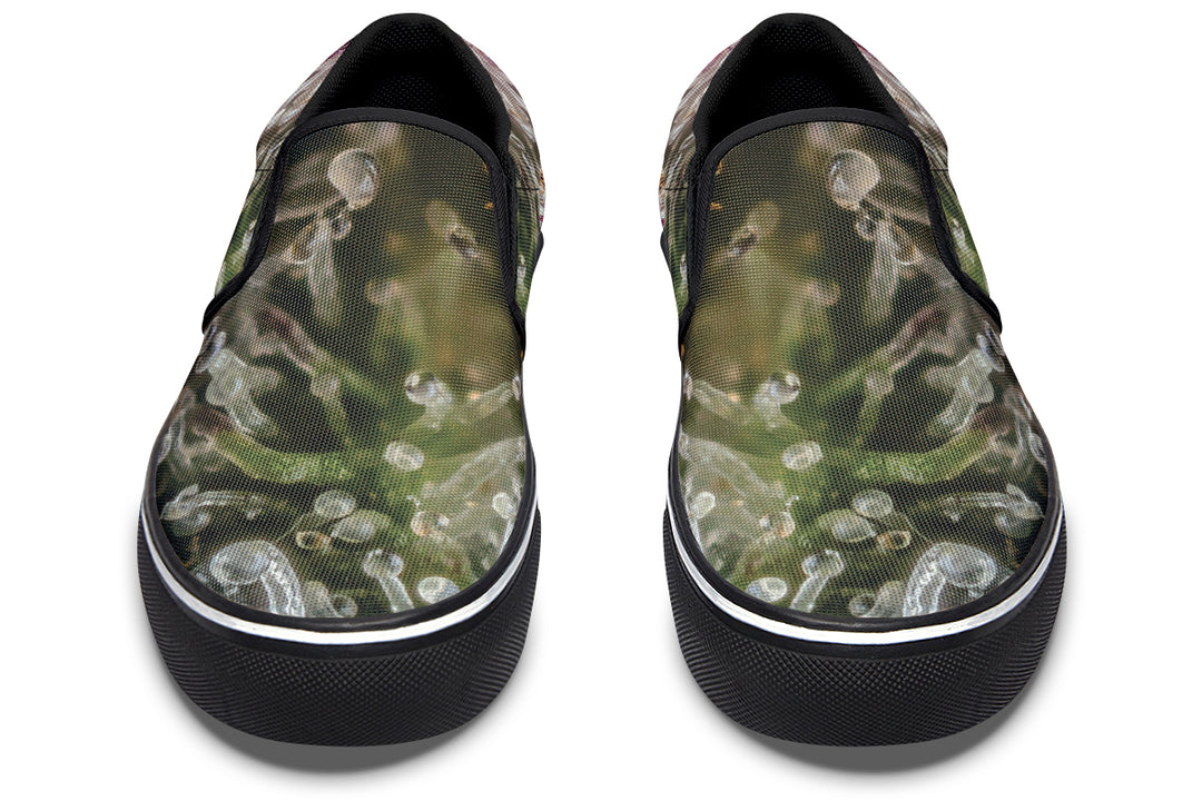 Trichome Macro Slip On Shoes