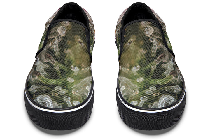 Trichome Macro Slip On Shoes