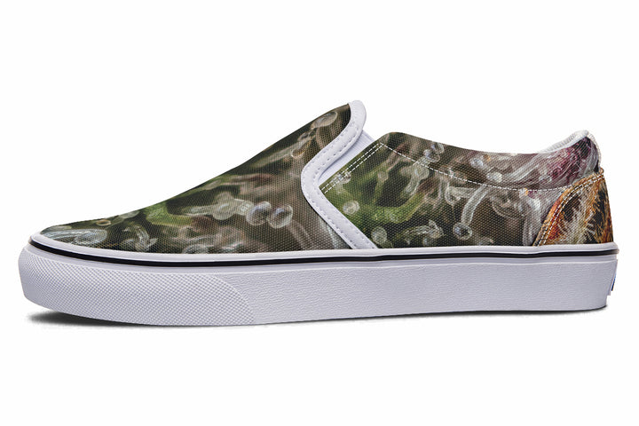 Trichome Macro Slip On Shoes