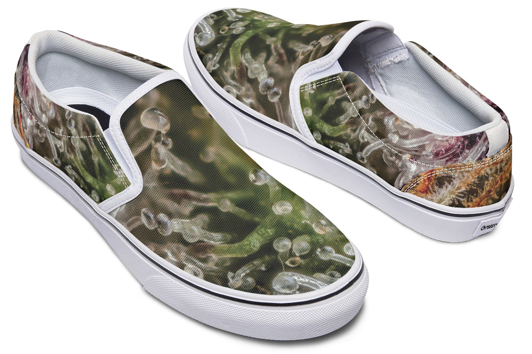Trichome Macro Slip On Shoes