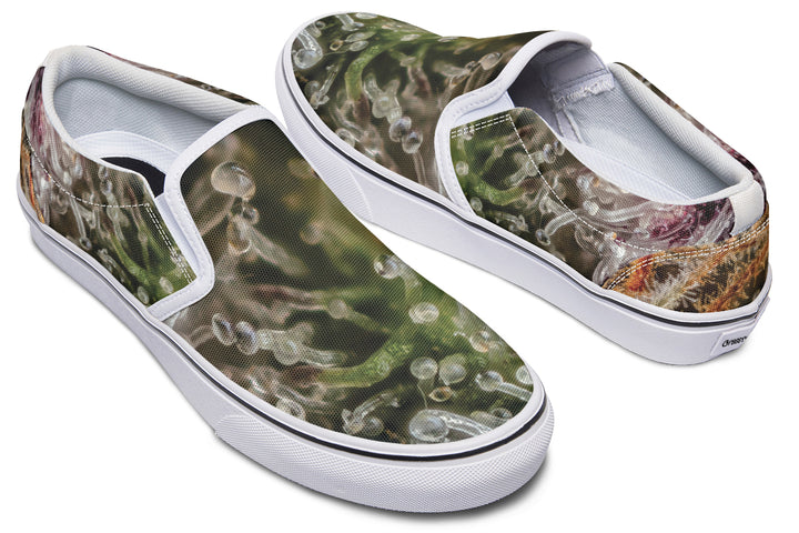 Trichome Macro Slip On Shoes