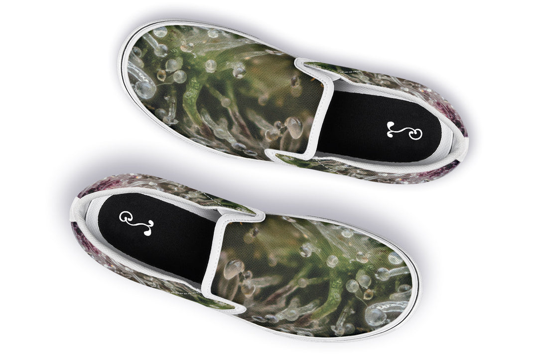 Trichome Macro Slip On Shoes