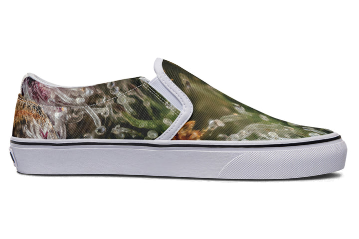 Trichome Macro Slip On Shoes
